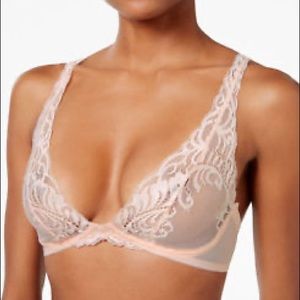 Natori Feathers Wireless Convertible Bra 32C/D
